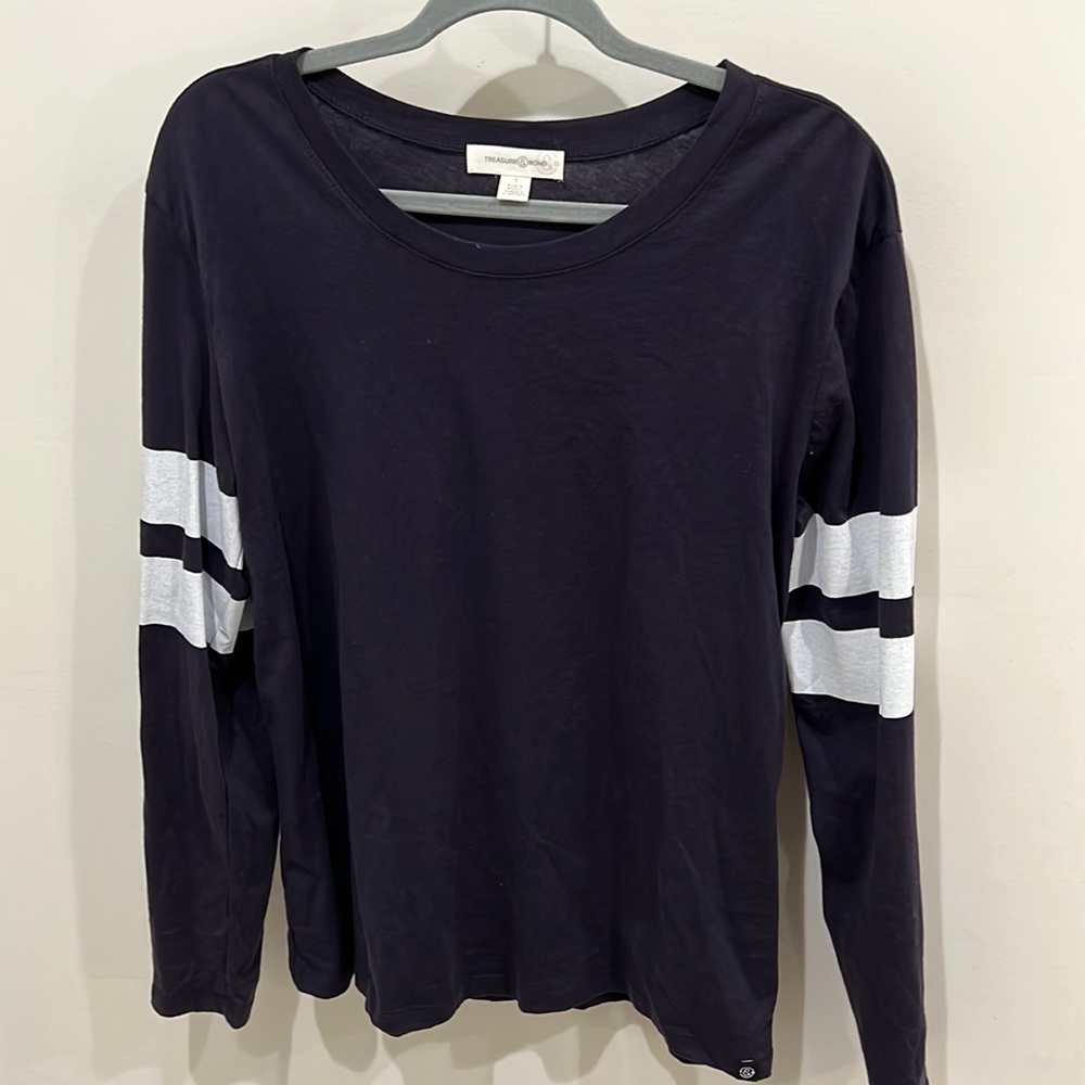 Treasure & Bond top